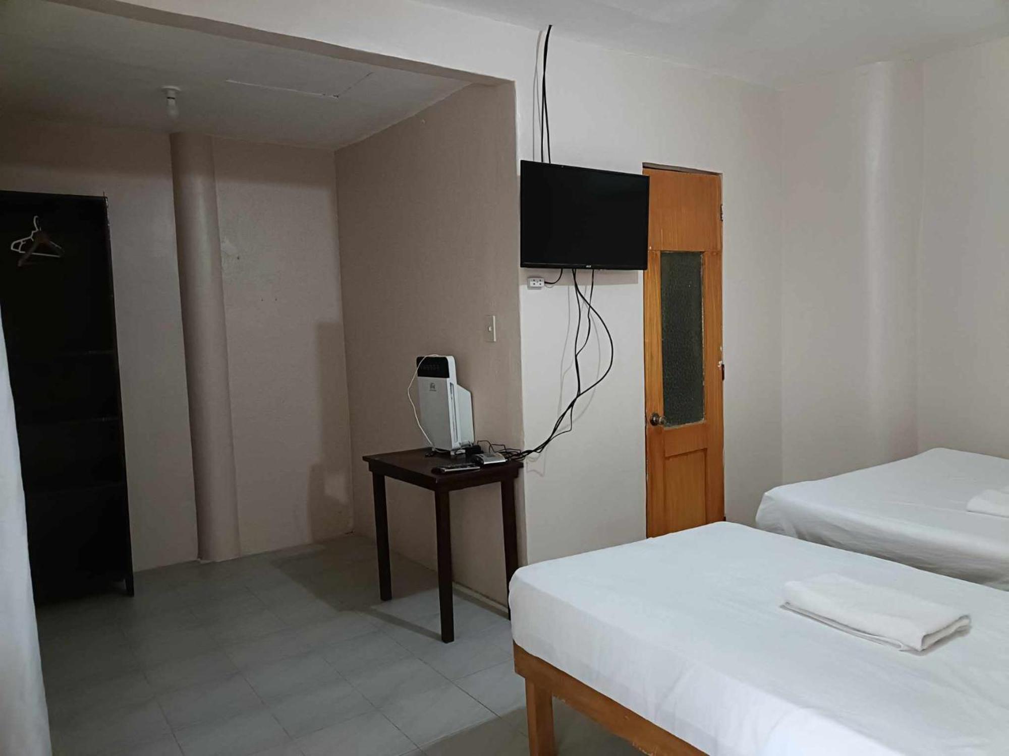 Beach Placid Resort Powered By Cocotel Ocoy Room photo